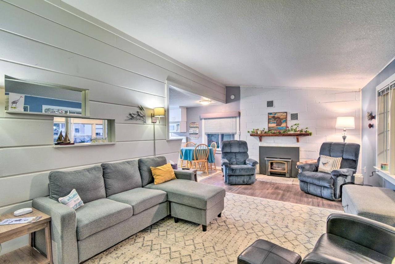 East Tawas Cabin With Lake Huron Access And Views Ngoại thất bức ảnh